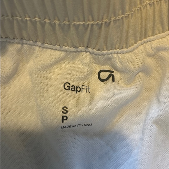 Gapfit High Rise Running Shorts | Ivory - Picture 2 of 8